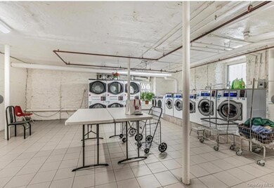 Wade Hampton Apartments unit 1K, Bronx, NY 10462 - photo 6