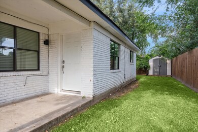 4210 Delhi St unit 1/2, Houston, TX 77022 - photo 2