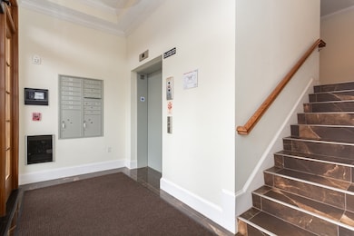 36 Elmwood Ave unit 2, Winchester, MA 01890 - photo 3