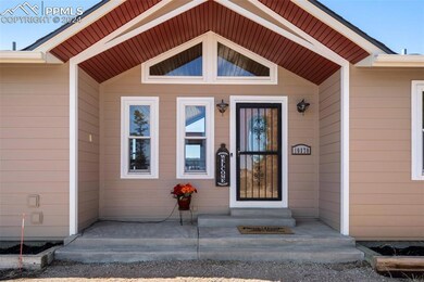 10170 Tomahawk Trail, Colorado Springs, CO 80908 - photo 3