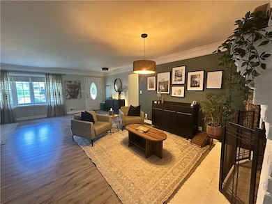 146 Lancelot Way, Lawrenceville, GA 30046 - photo 3