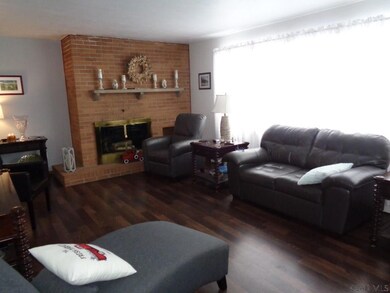 1168 Club Dr, Johnstown, PA 15905 - photo 3