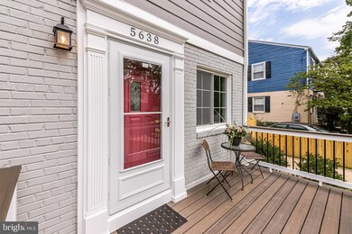 5638 Fenwick Dr, Alexandria, VA 22303 - photo 3