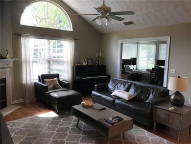 3728 Vineyards Lake Cir NW unit U4, Kennesaw, GA 30144 - photo 6