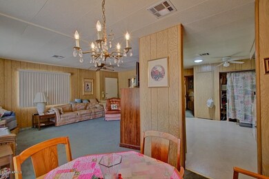 Country Club (3)