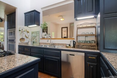 11439 Condor Pass, Helotes, TX 78023 - photo 4