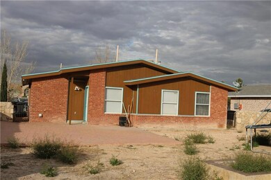 14604 Orchid Dr, Horizon City, TX 79928 - photo 2