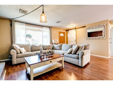 2555 Benson Ln, Eugene, OR 97408 - photo 5