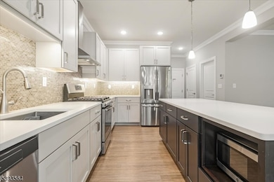 205 Mariners Pointe, Hopatcong Boro, NJ 07843 - photo 7