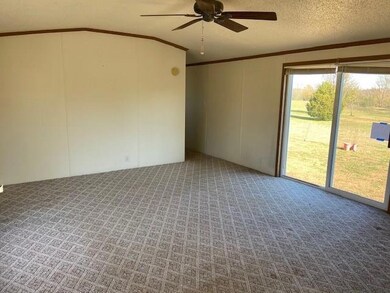21033 Pratt Rd, Parsons, KS 67357 - photo 3