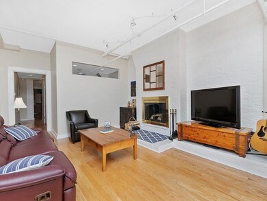 340 Tappan St unit B, Brookline, MA 02445 - photo 4