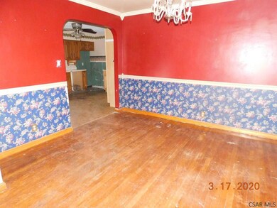 1031 Omar Dr, Johnstown, PA 15905 - photo 4