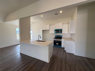 9017 Blackfork Ln, Oklahoma City, OK 73160 - photo 5