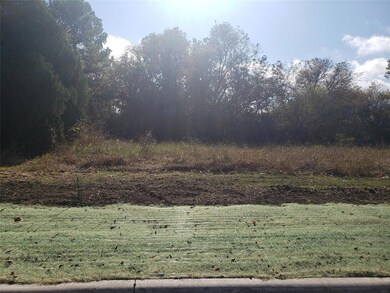 511 Phillips St, Cleburne, TX 76033 - photo 3