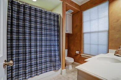 1315 Harold St, Houston, TX 77006 - photo 4