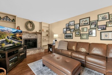 9-web-or-mls-149-vantage-point-pl