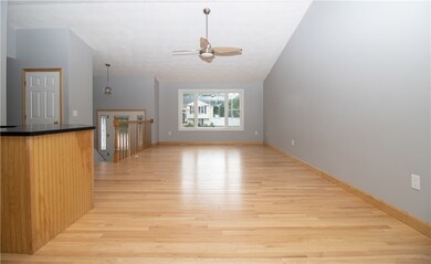 30 Lillian Ct, Warwick, RI 02886 - photo 7