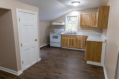 8 Spring St, Brewer, ME 04412 - photo 4