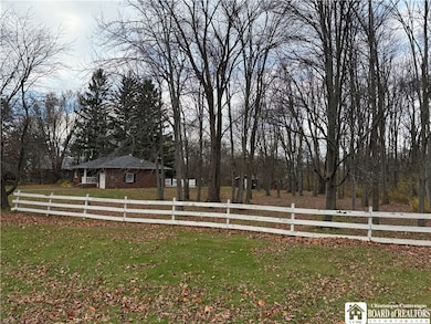 3806 Franklin Ave, Dunkirk, NY 14048 - photo 2