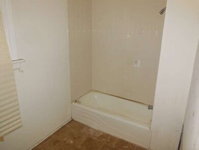 2252 W Lawrence Ave, Chicago, IL 60625 - photo 6