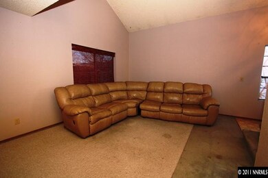 1657 Chatterly Ln, Sparks, NV 89434 - photo 4