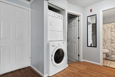 312 Water St unit 19, Lawrence, MA 01841 - photo 6
