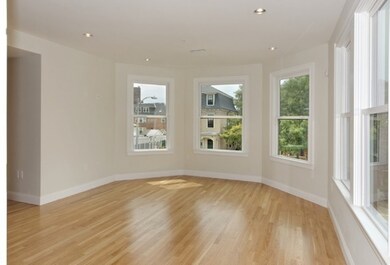 66 Oxford St unit 3, Cambridge, MA 02138 - photo 4