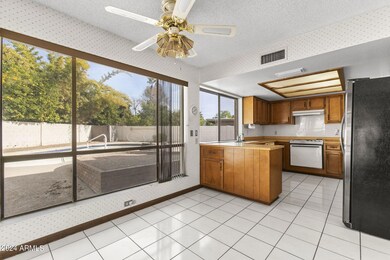 8-web-or-mls-8405-n-via-mia