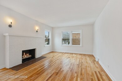 585 S Parkside Ave, Elmhurst, IL 60126 - photo 7