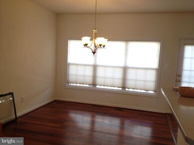 10204 Sherman Heights Place, Columbia, MD 21044 - photo 2