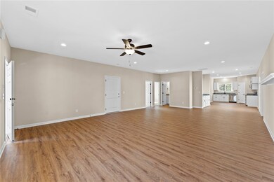 102 Colonial Ct, Pendleton, SC 29670 - photo 5