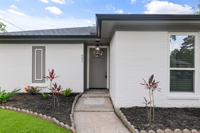 Inviting front porch ~ SEE AMENITIES LIST ONLINE,