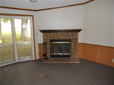 64 Union St, Dover Foxcroft, ME 04426 - photo 3