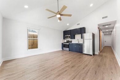 4049 Lucille St, Houston, TX 77026 - photo 5