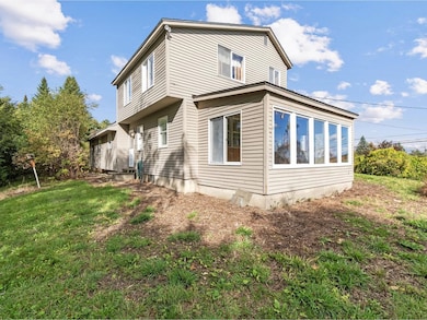 5272 Spear St, Shelburne, VT 05482 - photo 3