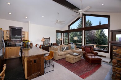 3062_wildridge_unit_1_living