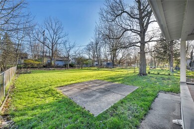 17312 Maple Heights Blvd, Maple Heights, OH 44137 - photo 3