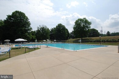 720 Quince Orchard Blvd unit 101, Gaithersburg, MD 20878 - photo 2