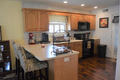 517 Forest Ridge Dr, Mount Washington, KY 40047 - photo 7