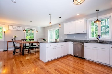 194 Breezy Way, Barrington, NH 03825 - photo 5