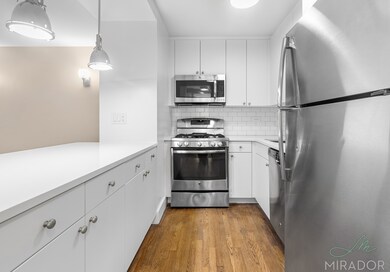 330 E 39th St unit 3R, New York, NY 10016 - photo 5