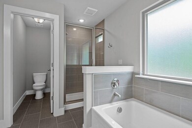  
106 Murphy Dr, Bella Vista, AR 72715