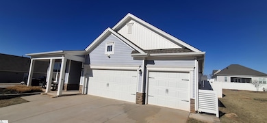 220 Pollyanna Dr, Greenville, SC 29605 - photo 3