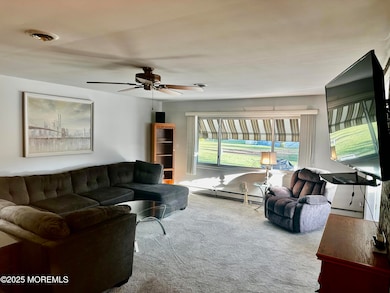 29 Sherwood Ln, Toms River, NJ 08757 - photo 4