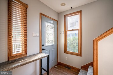 1859 W Marshall St, Norristown, PA 19403 - photo 4