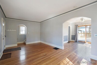 2 Living Room