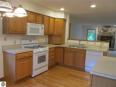 5168 E Huron Breeze Dr, Au Gres, MI 48703 - photo 6