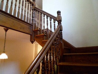 32 Bull St unit A, Newport, RI 02840 - photo 2