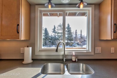 Kitchen sink