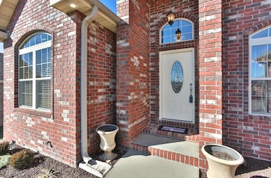 621 N Rockingham Ave, Nixa, MO 65714 - photo 2